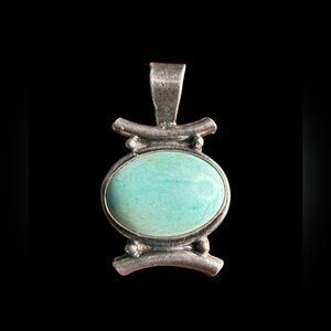 Sterling Silver Turquoise Pendant 925 Oval Stone Small Southwestern 4.7g